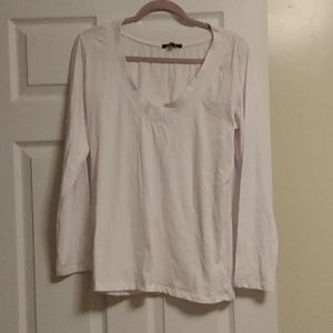 Women's white long sleeve tee shirt